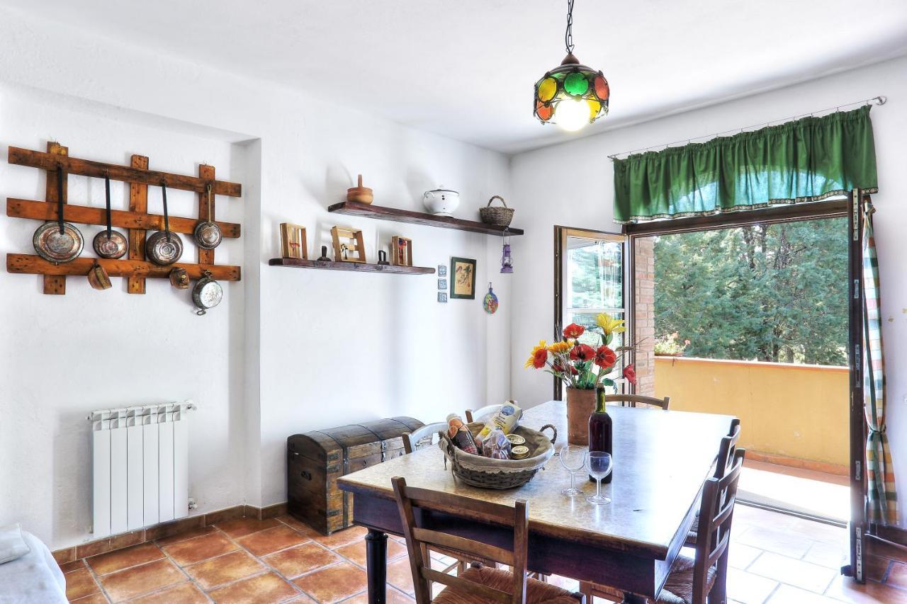 Appartamento Uva - Agriturismo Le Selvole Pomarance Εξωτερικό φωτογραφία