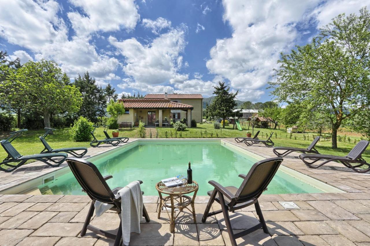 Appartamento Uva - Agriturismo Le Selvole Pomarance Εξωτερικό φωτογραφία